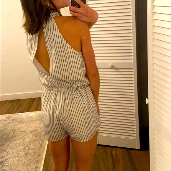 Striped romper - Picture 2 of 3